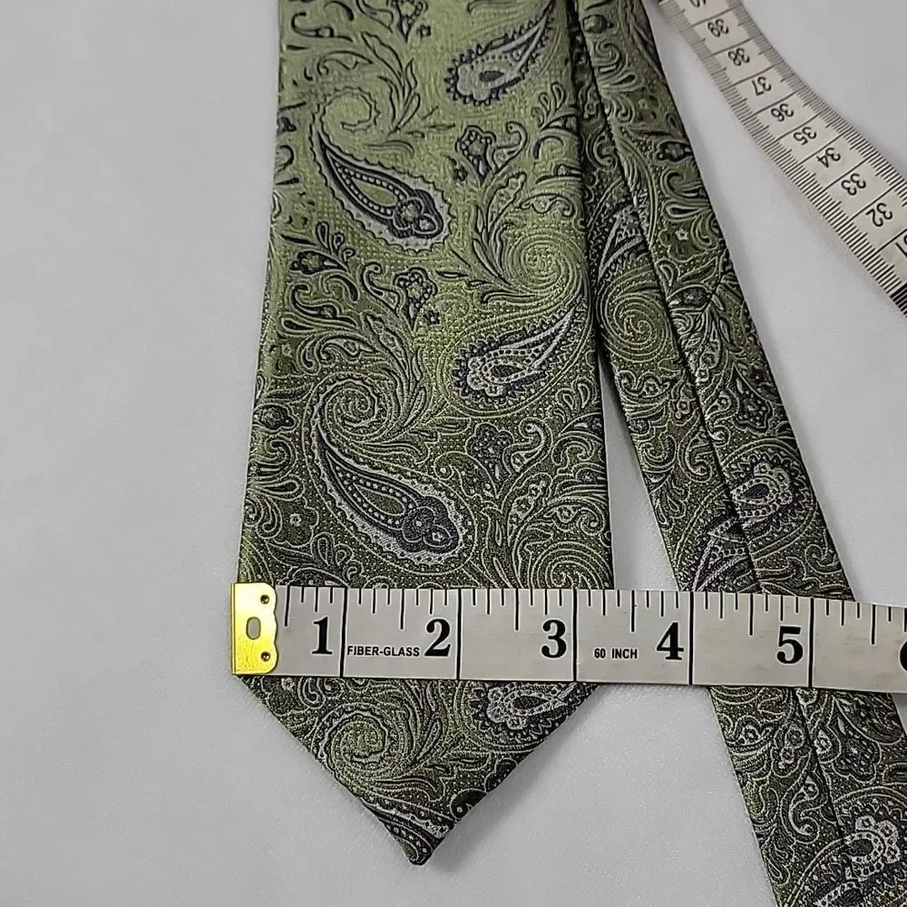 🖤5/$20🖤 DOCKERS.. green paisley tie..